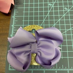 Light purple hair bow